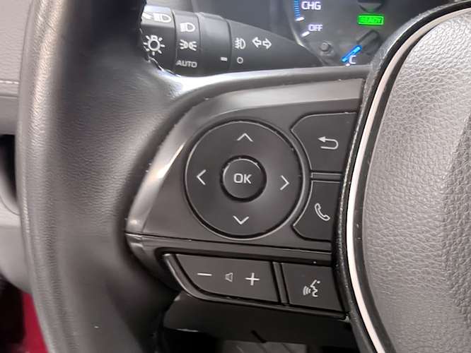 TOYOTA RAV4 2025