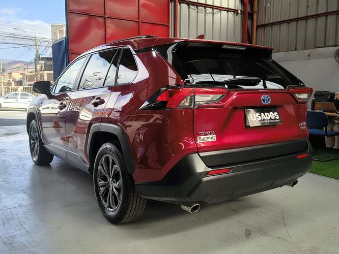 TOYOTA RAV4 2025