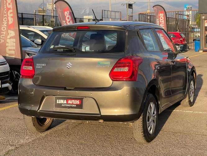 SUZUKI SWIFT 2024 - Imagen 5