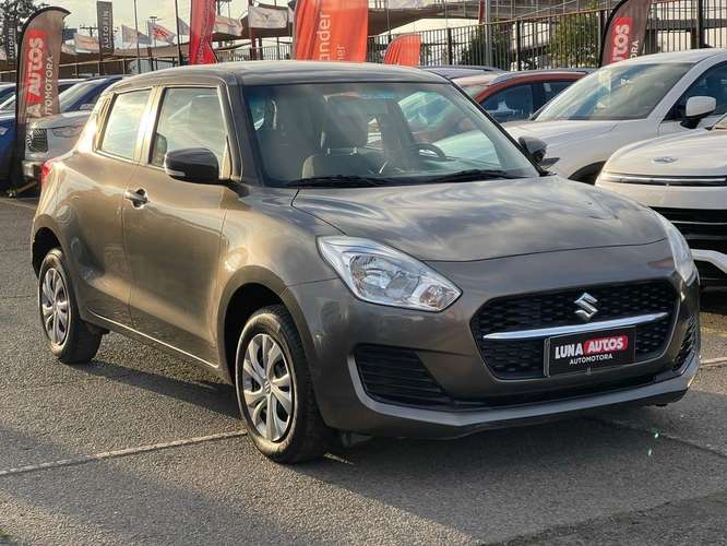 SUZUKI SWIFT 2024 - Imagen 3