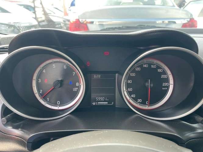 SUZUKI SWIFT 2024 - Imagen 10