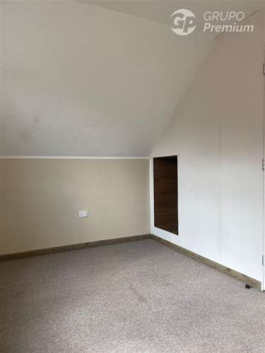 Casa en venta de 2D+2B+est.patio Pocuro Escuadrón en Coronel - Imagen 5
