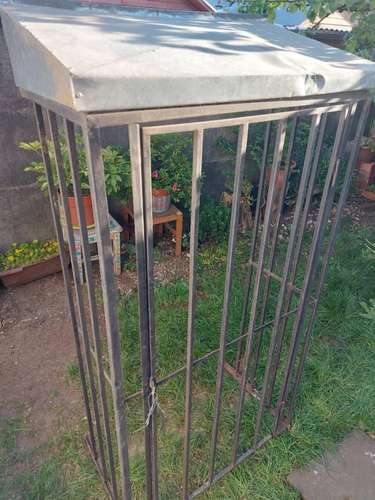 Protección de fierro ventanas  y jaula cilindro gas