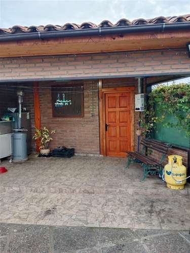 Casa Sala de Eventos en Venta con Piscina en Rengo