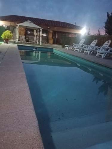 Casa Sala de Eventos en Venta con Piscina en Rengo