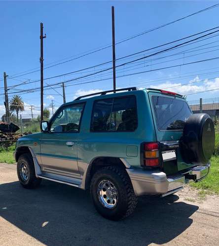 Mitsubishi montero