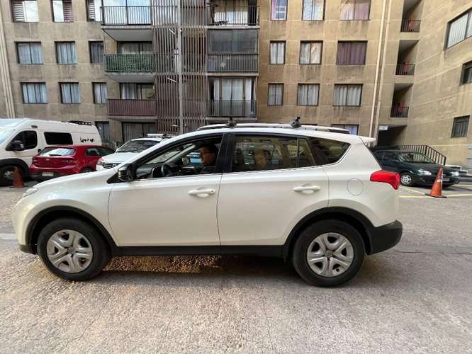 Vende Rav 4.2015. Único dueño.cel.. - Imagen 3