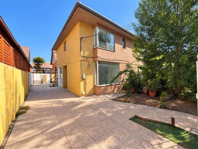 Oportunidad, casa 3D 2B en Altos de Quilicura - Imagen 2