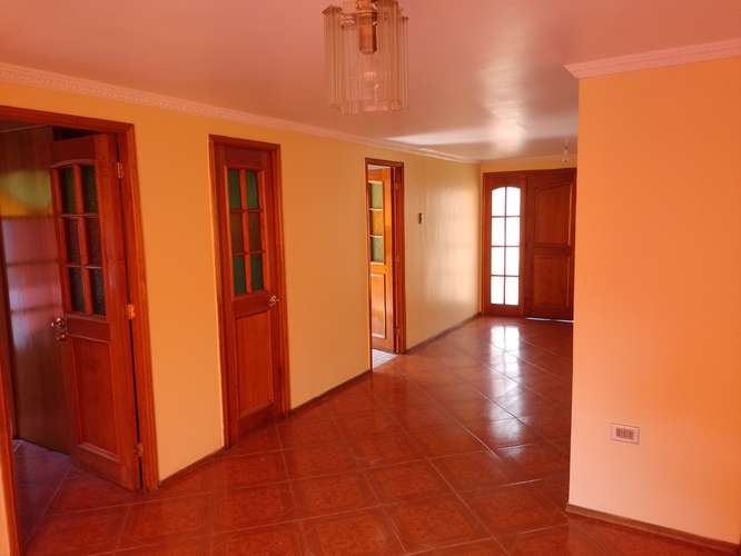 ACOGEDORA CASA 2P, 3D, 2B, 2E, 105 M2 , 164 M2 V NOCEDAL - Imagen 3