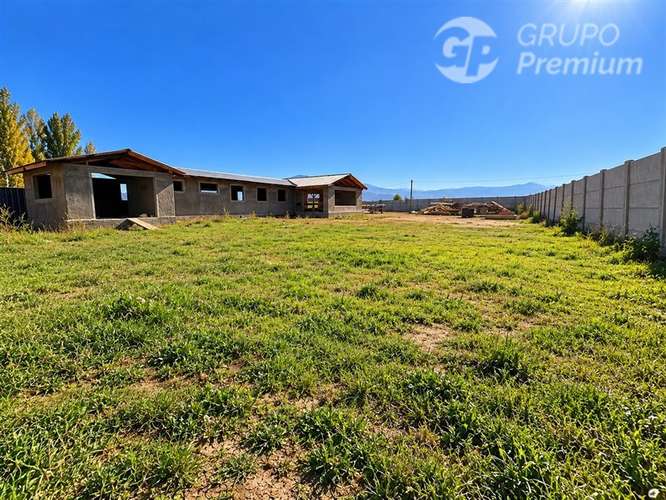 Terreno con casa Construccion en venta en Requínoa