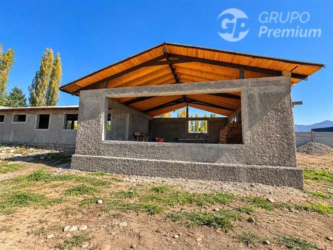 Terreno con casa Construccion en venta en Requínoa