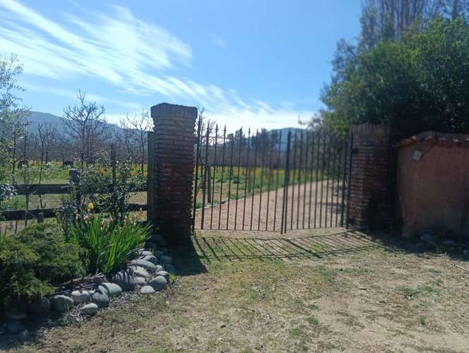 VENDE PARCELA CON NOGALES TRANQUE LO OVALLE DE CASABLANCA