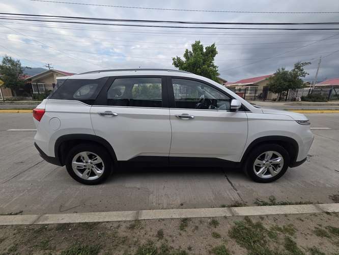 Se vende Chevrolet Captiva LT año 2021 - Imagen 9