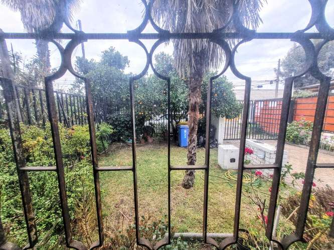 Casa 3D/1B en barrio tranquilo, buena ubicación. (186508) - Imagen 20