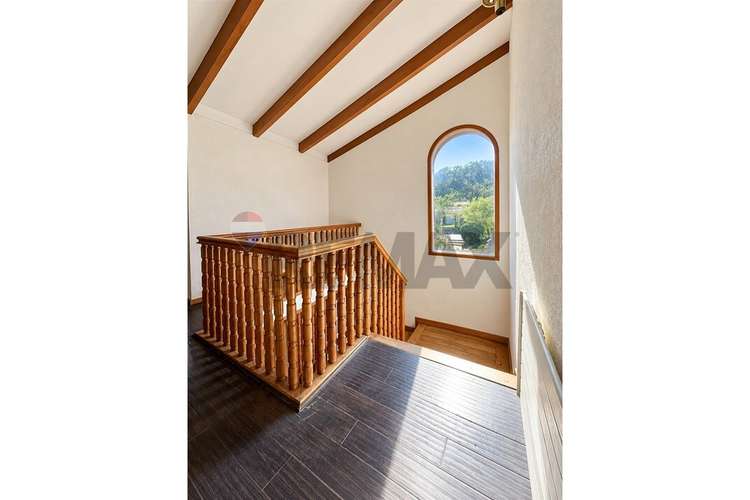 Encantadora casa con piscina y gran jardín - Imagen 22