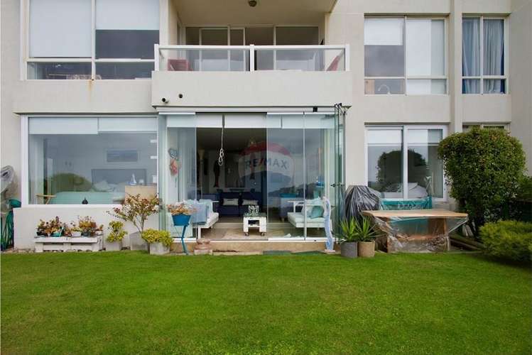 "excelente departamento amoblado con vista al mar"