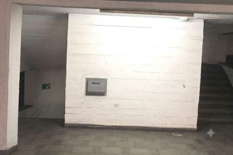 SE VENDE ESTACIONAMIENTO EN PLENO CENTRO - Imagen 13