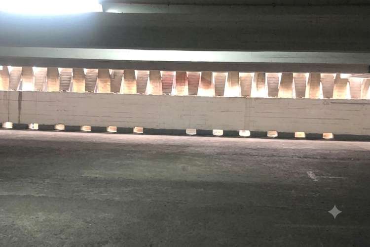 SE VENDE ESTACIONAMIENTO EN PLENO CENTRO - Imagen 16