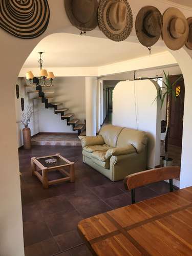 VENTA CASA CAMINO COIHUECO CHILLAN 5D 3B PISCINA - Imagen 5