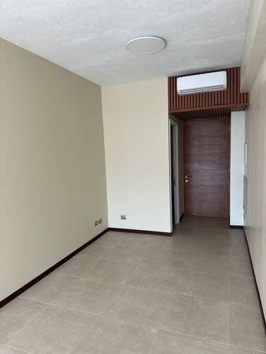 MODERNA OFICINA HABILITADA EN ARRIENDO DA VINCI CHICUREO