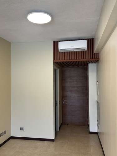 MODERNA OFICINA HABILITADA EN ARRIENDO DA VINCI CHICUREO