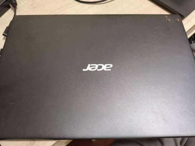 Acer Aspire 5 usado