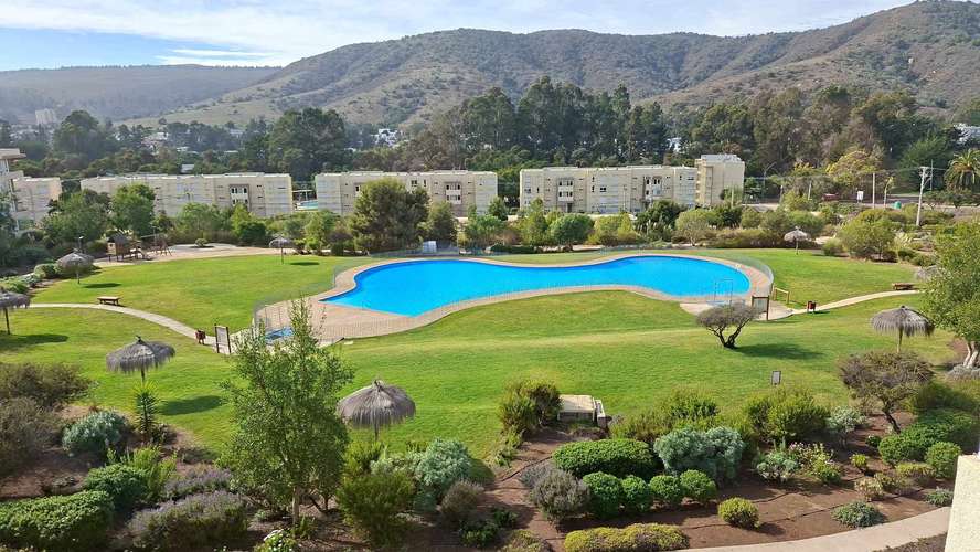 SE ARRIENDA DEPARTAMENTO DE 3 DORMITORIO Y 1 BAÑO, 2  ESTACIONAMIENTOS PRIVADOS,  EN PAPUDO