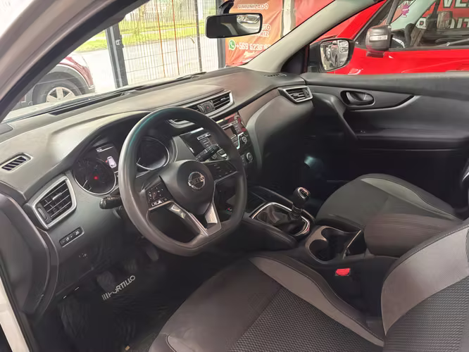 NISSAN QASHQAI 2018 4X2 BENCINA  CAJA MECANICA - Imagen 7