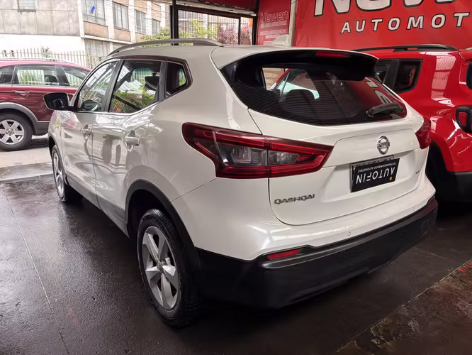 NISSAN QASHQAI 2018 4X2 BENCINA  CAJA MECANICA - Imagen 5