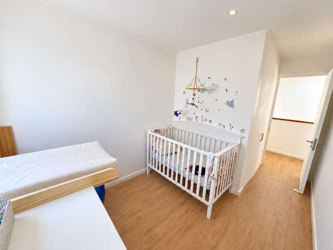 Moderna y Luminosa Casa Familiar (186500) - Imagen 20