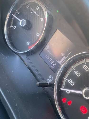 Vendo camioneta buen estado
