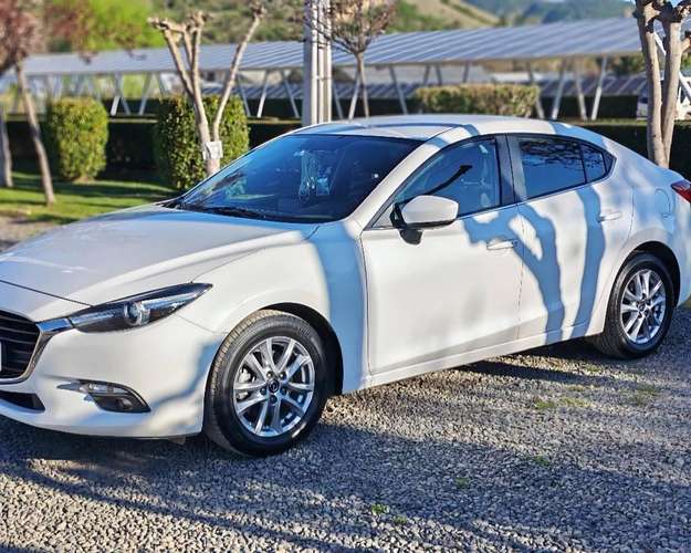 Mazda 3 2019