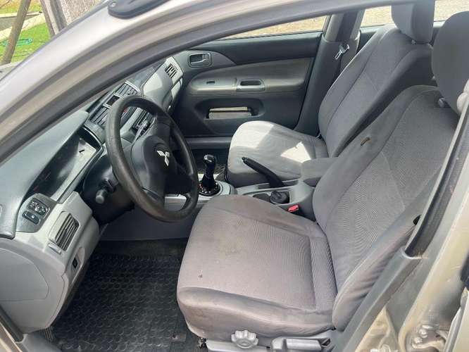 Mitsubichi lancer venta