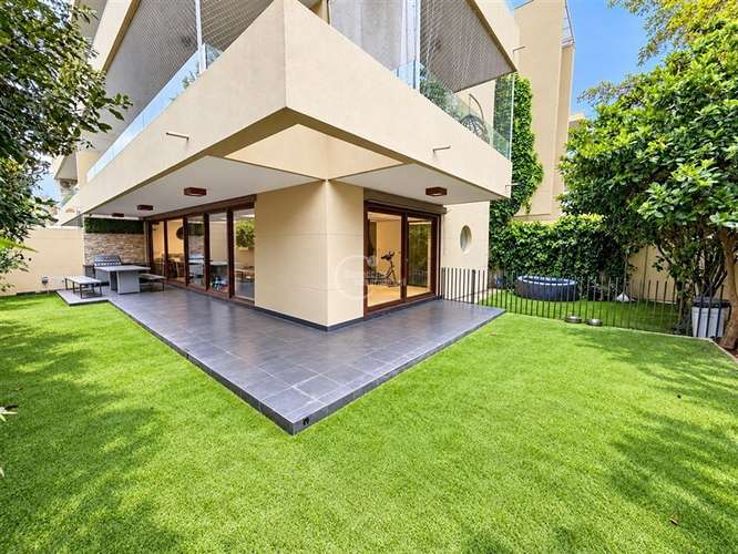 Departamento en venta de 2 dorm. en Lo Barnechea