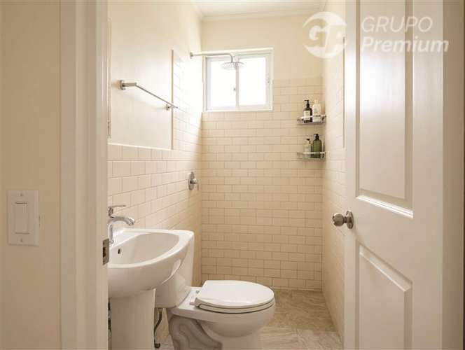 Casa en venta de 5 dorm. en La Granja - Imagen 10