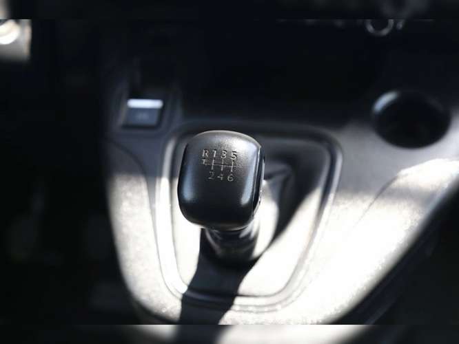 PEUGEOT PARTNER 2024 - Imagen 17