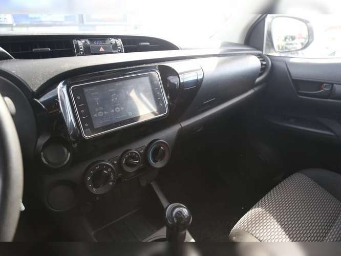 TOYOTA HILUX 2024 - Imagen 20