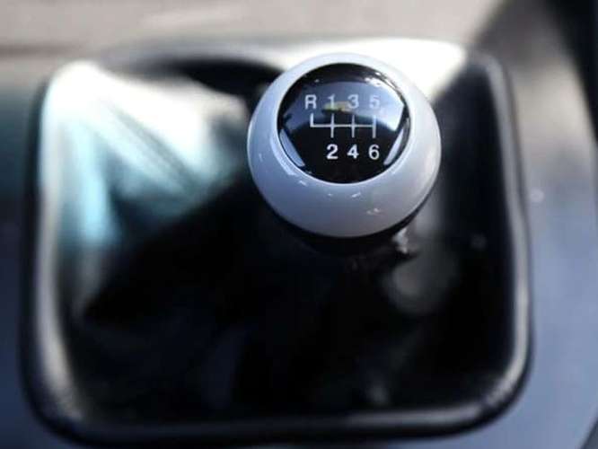 SSANGYONG GRAND MUSSO 2022 - Imagen 33