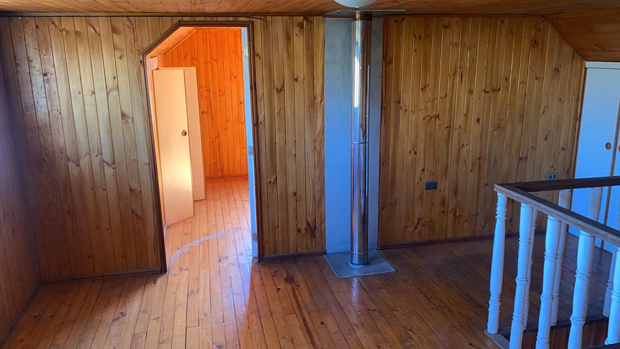CASA EN ARRIENDO A PASOS DE LA PLAZA DE ARMA - Imagen 2