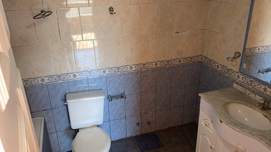 CASA EN ARRIENDO A PASOS DE LA PLAZA DE ARMA - Imagen 5