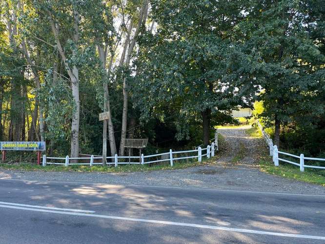 VENTA DE COMPLEJO DE CABAÑAS CON PISCINA Y CERVECERÍA ARTESANAL PRECORDILLERA STA BARBARA