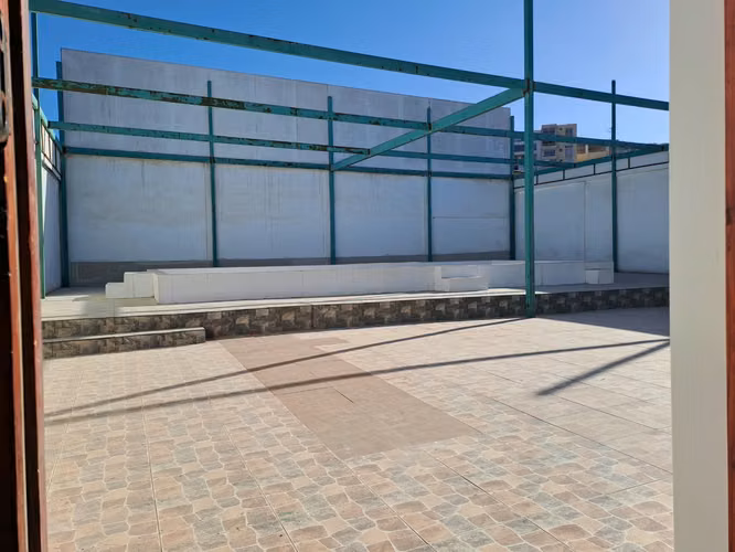 SE ARRIENDA  AMPLIA CASA DE DOS PISOS  SECTOR RESIDENCIAL 140M2 CONSTRUIDS