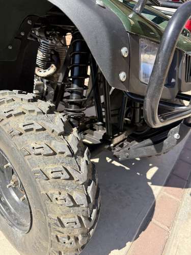 VENDE CUATRIMOTO LONCIN CON CARDAN