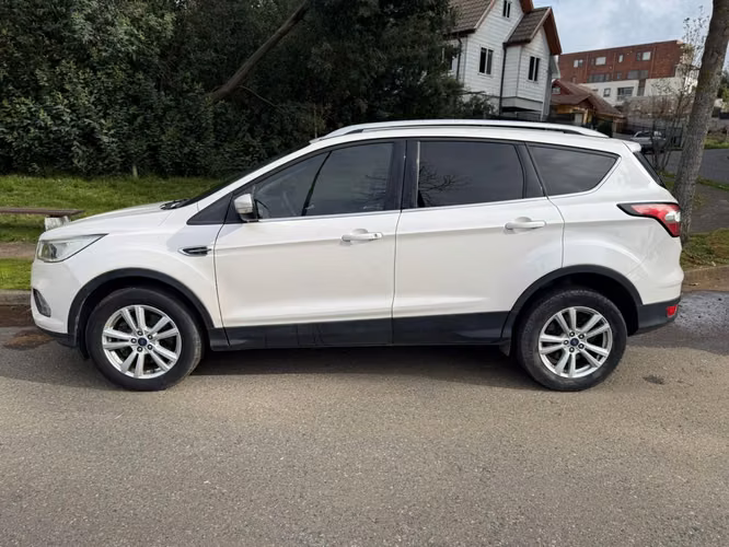 FORD ESCAPE DIESEL - Imagen 12