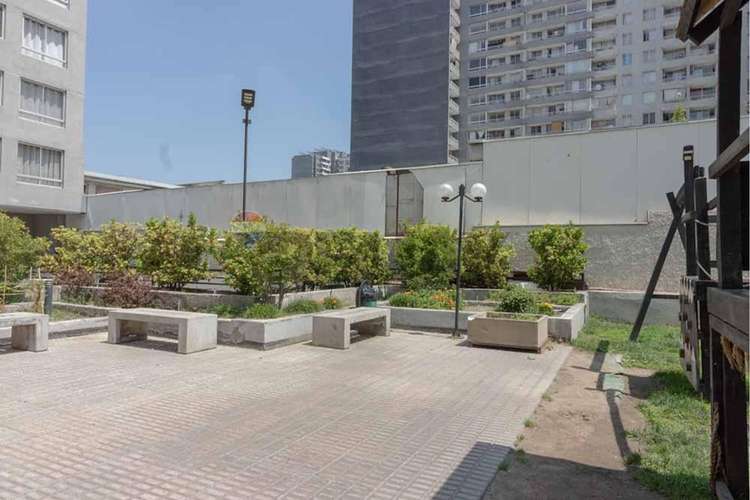 Amplio y moderno departamento en estación central - Imagen 18