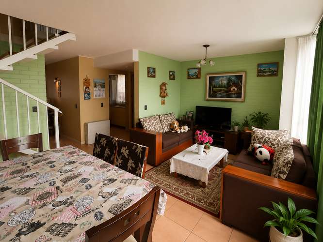 SE VENDE CASA EN LOS ALTOS DE QUILICURA