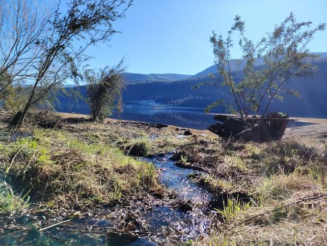EXCLUSIVIDAD! TU PROPIA ORILLA DE LAGO EN EL CABURGUA