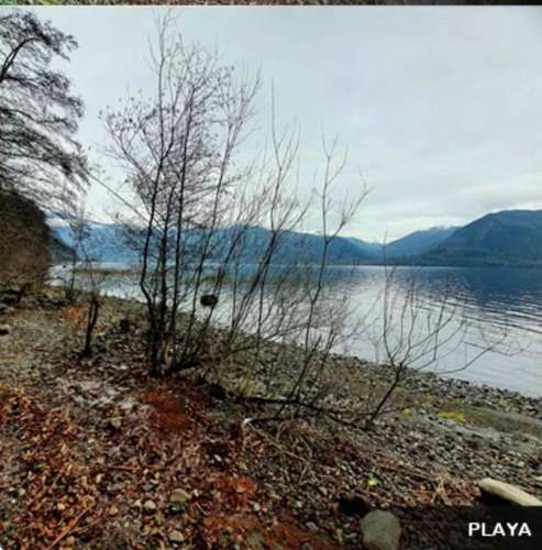 SE VENDE ESTUPENDA PARCELA CON PLAYA EN EL LAGO COLICO