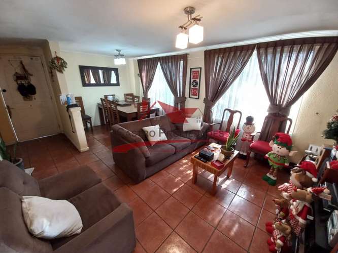 CASA DE ESQUINA AISLADA CON 4 DORMITORIOS, 2 BAÑOS - Imagen 5