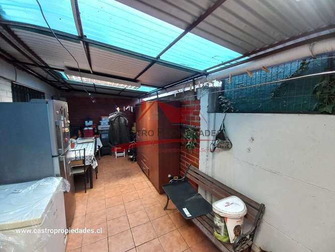 HERMOSA CASA DE DOS PISOS, CON 4 DORMITORIOS, 3 BAÑOS - Imagen 21